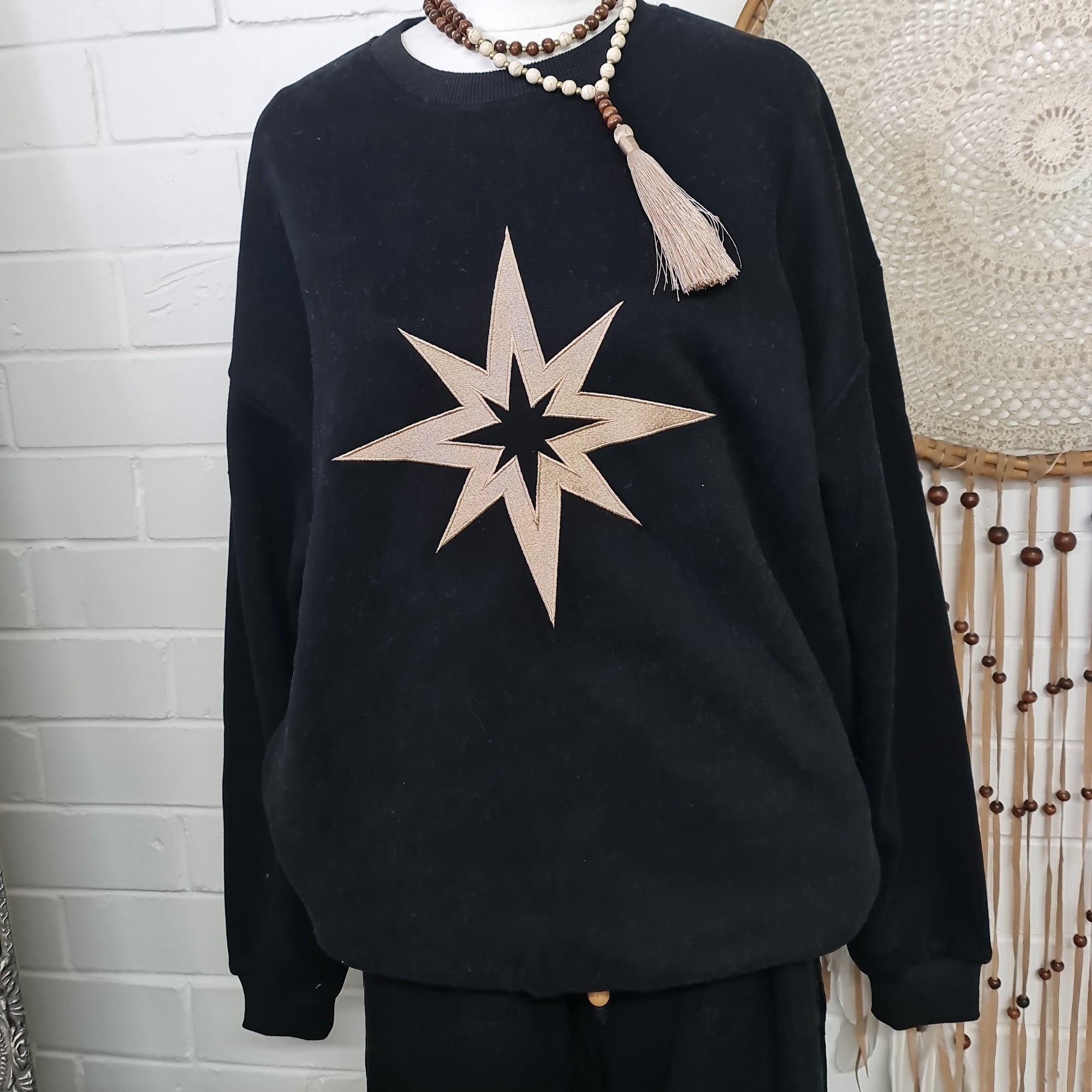 AMYIC X/WARM STAR PULLOVER