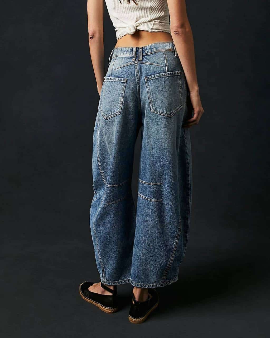 MID RISE BARREL DENIM JEANS