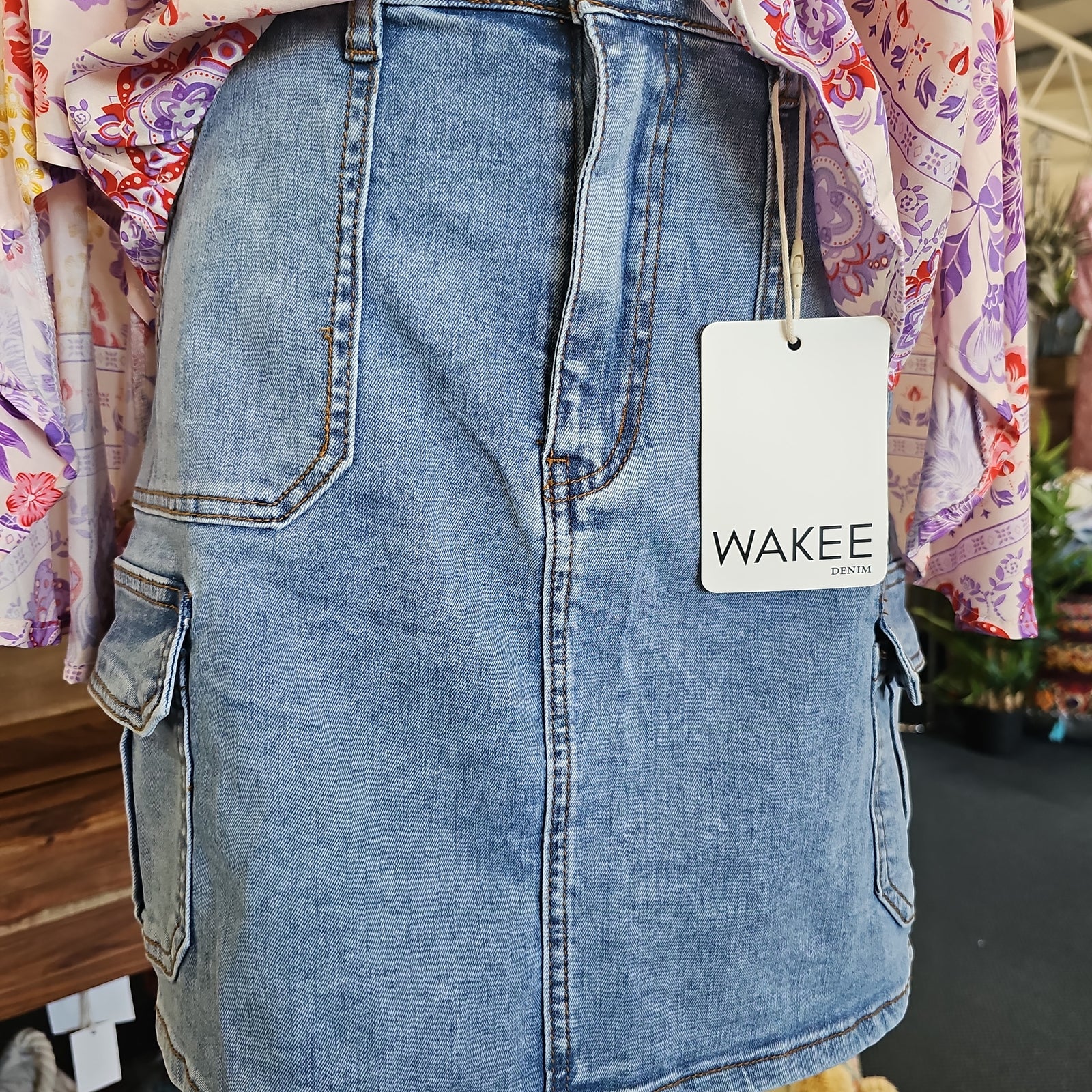 DENIM CARGO MINI SKIRT