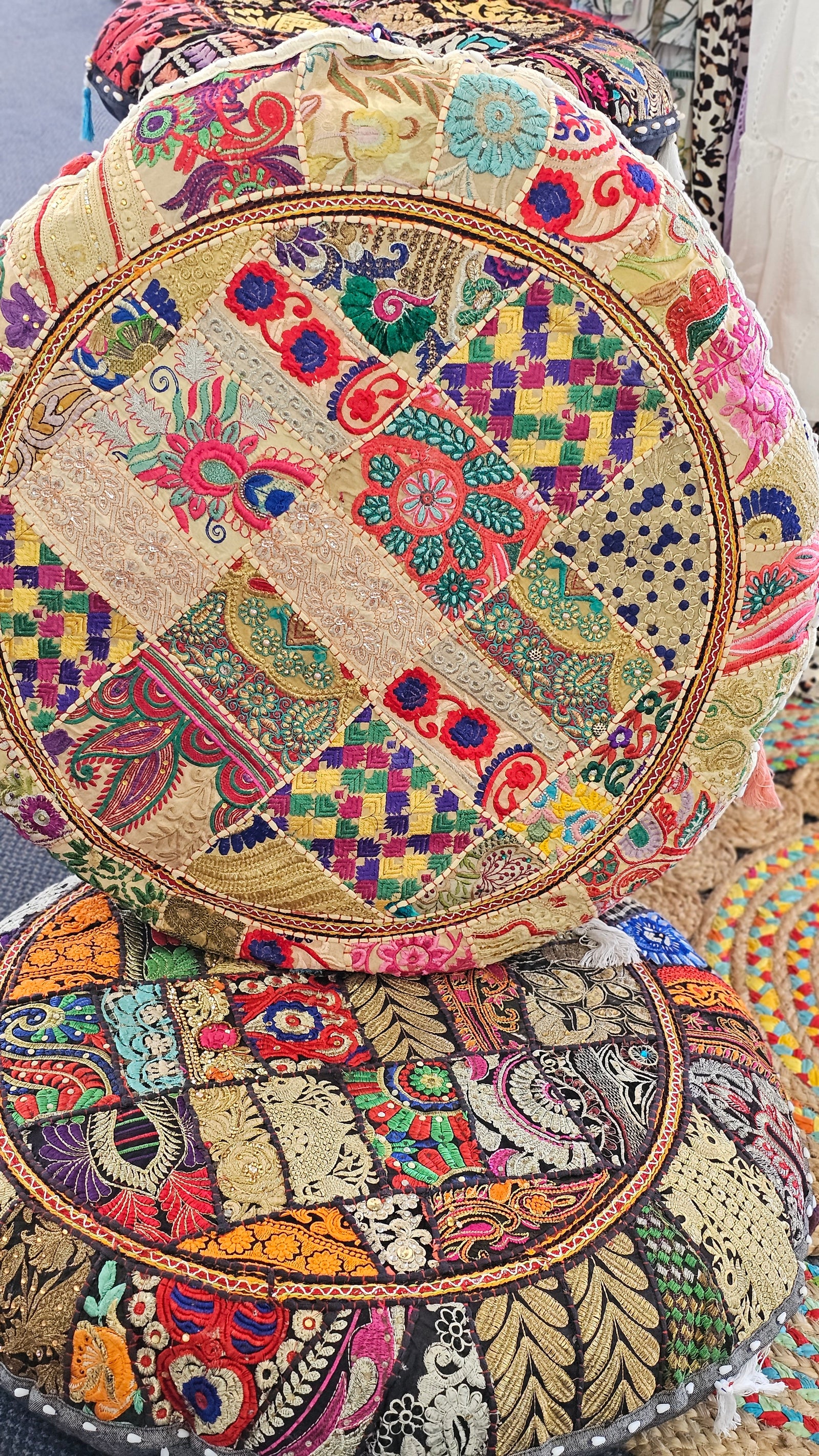 CUSHION 75CM ROUND SEQUIN FLOOR CUSHION