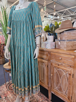 FLORENCE TIERED MAXI DRESS