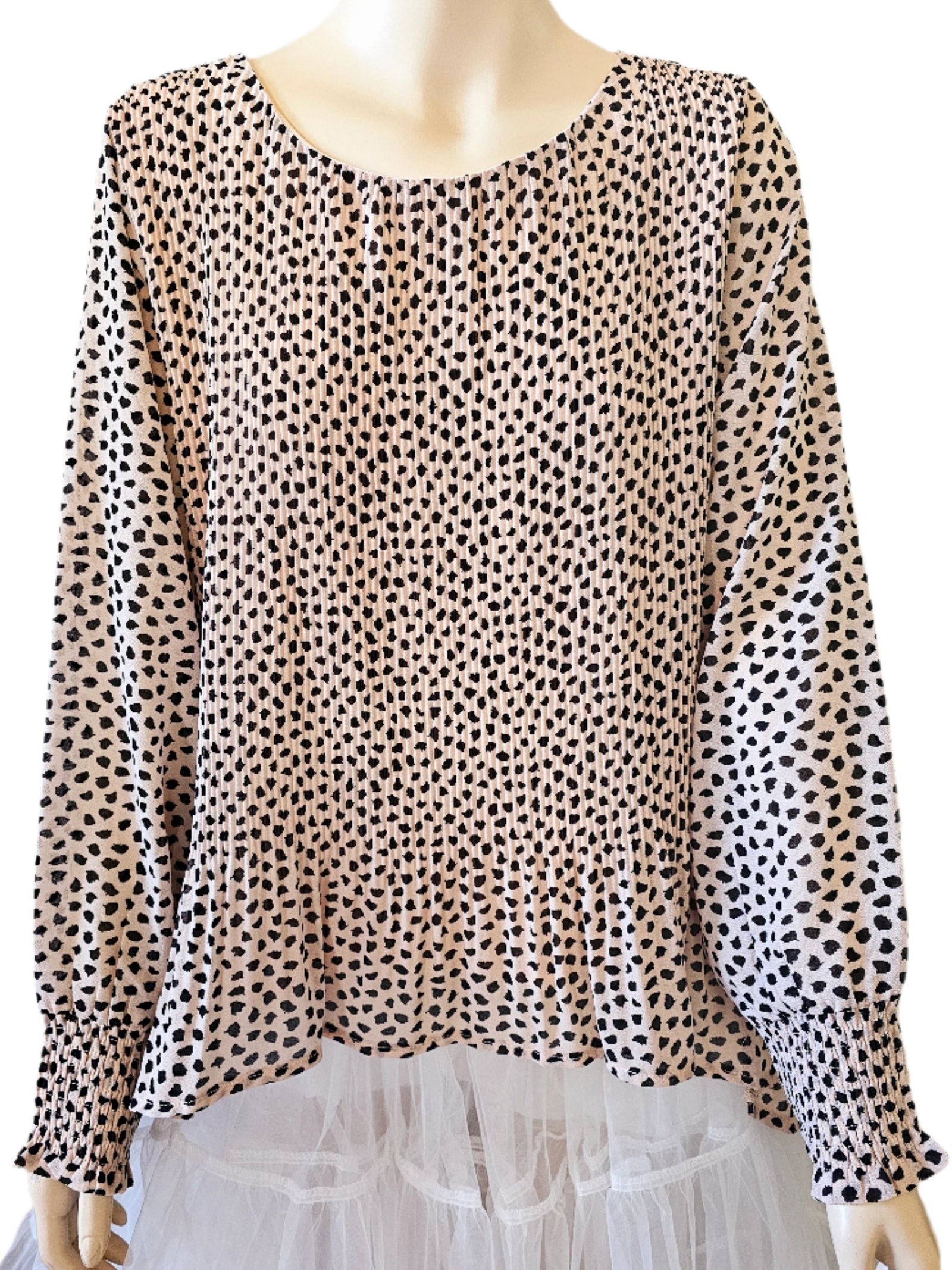 HI-LO CHIFFON TOP CUFFED SLEEVE