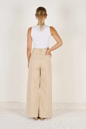 FLARED CREAM JEANS BY WAKEE