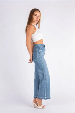 #Slice Pocket Denim Flare Jeans