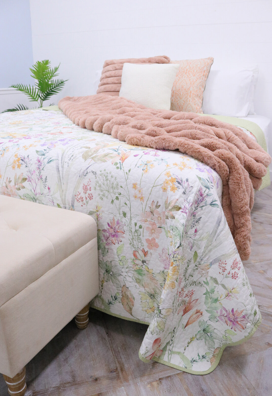 Bedspread Lrg Native Florals