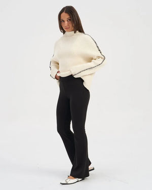 #Fever Stretch Flared Pants