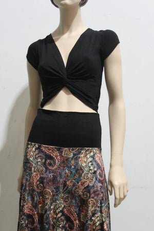 Mama Svit Knot Front Crop Tee