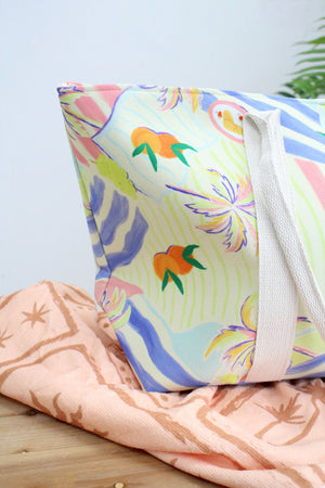 Beach Bag Summer Vibes