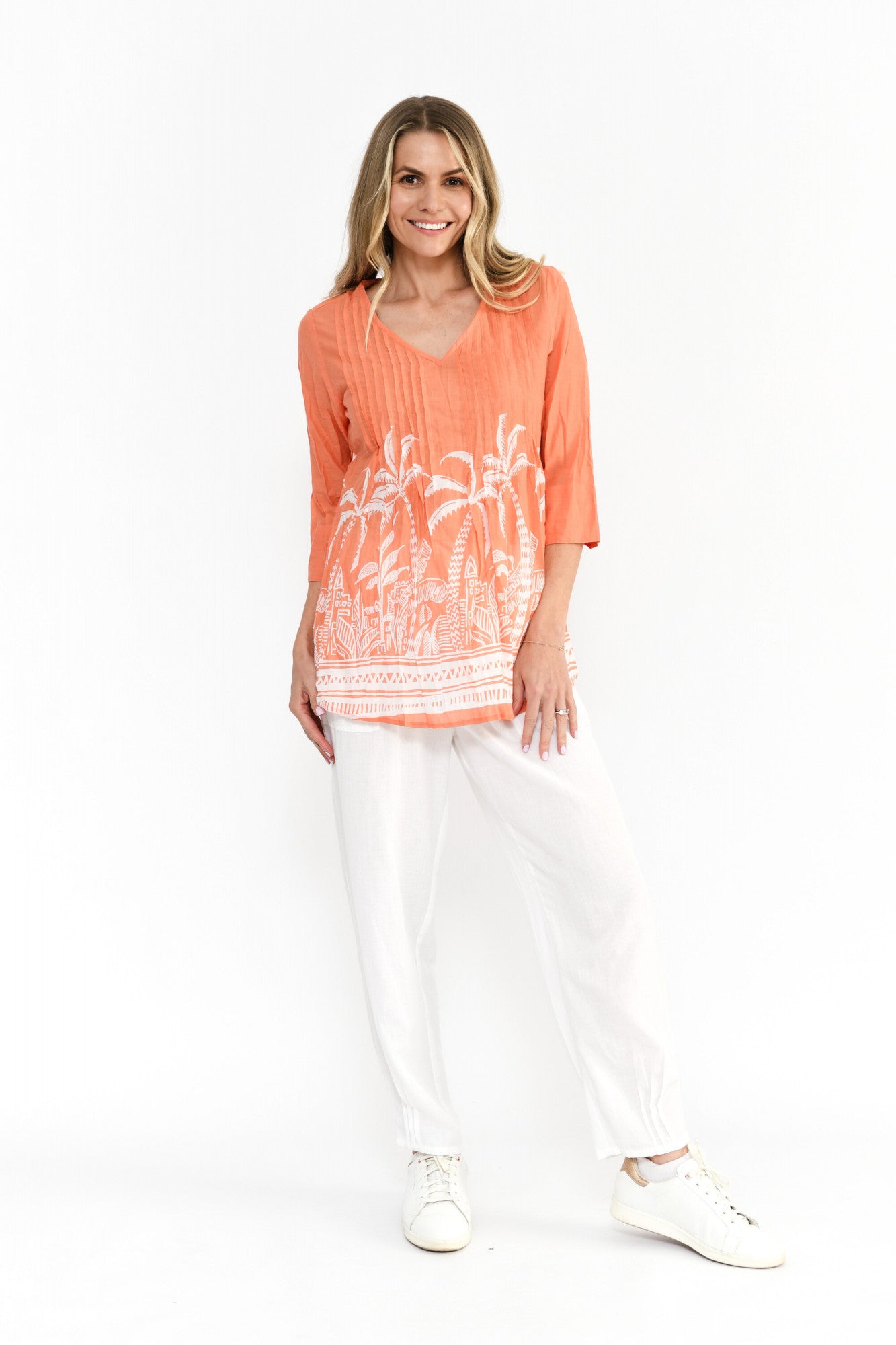Tina V-Neck Pleated 3/4 Sleeve Top Mono Border