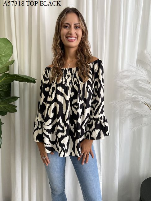 #Ric Rac Abstract O/S Top
