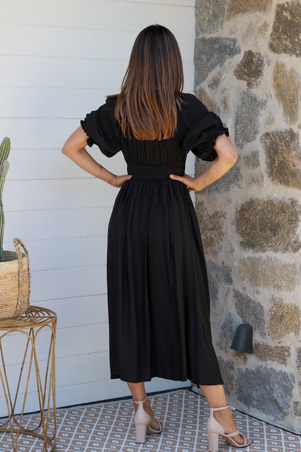ARIAH BLACK MIDI DRESS
