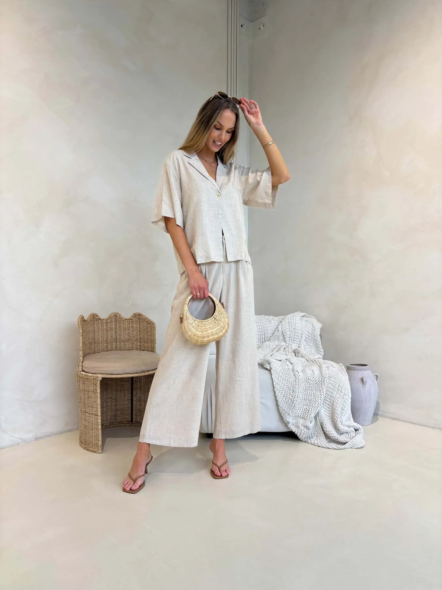 ALANI LINEN FLARED PANTS