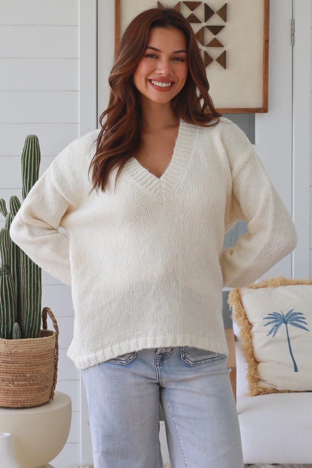 #Winnie V-neck Knit Jumper