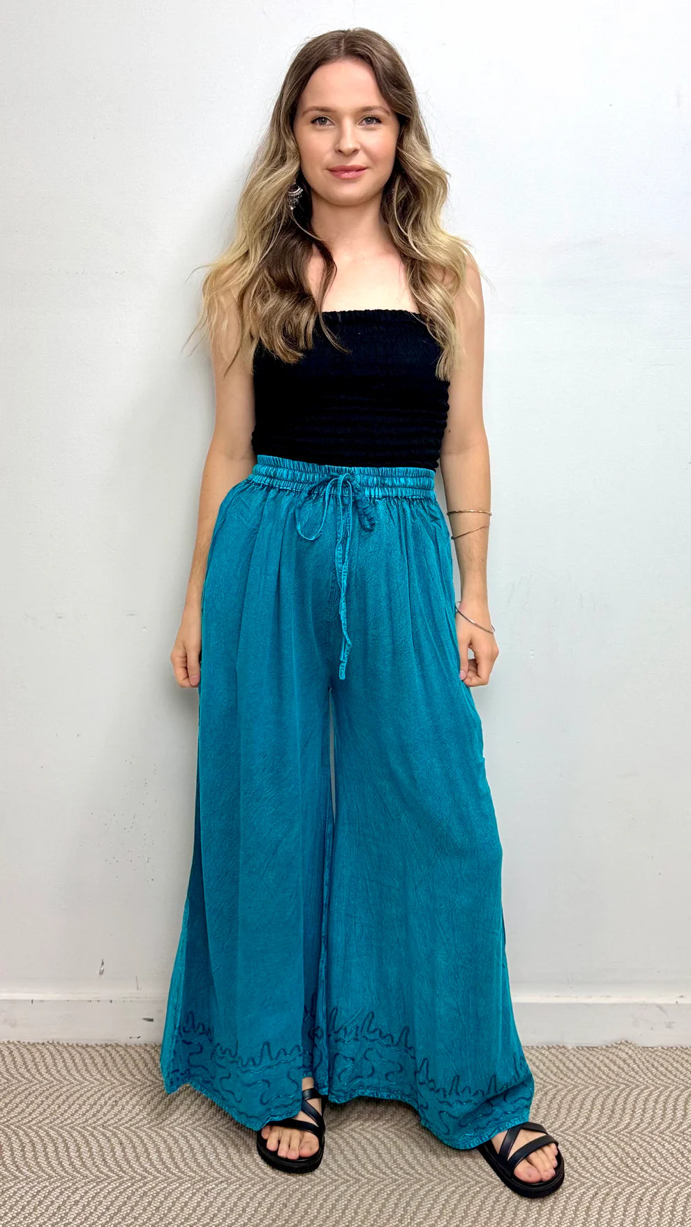 Long Stonewash Pants wth Flare