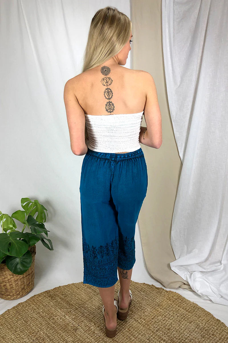 Capri Stonewash Pants