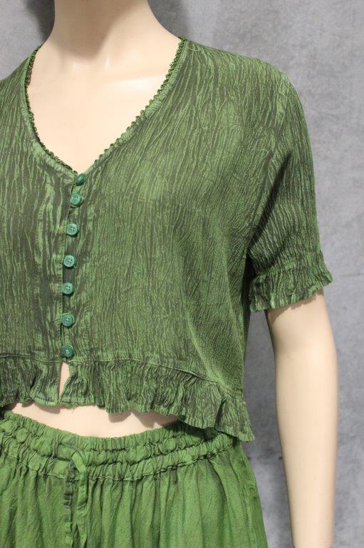 CREPE CROPPED FRILLED HEM TOP