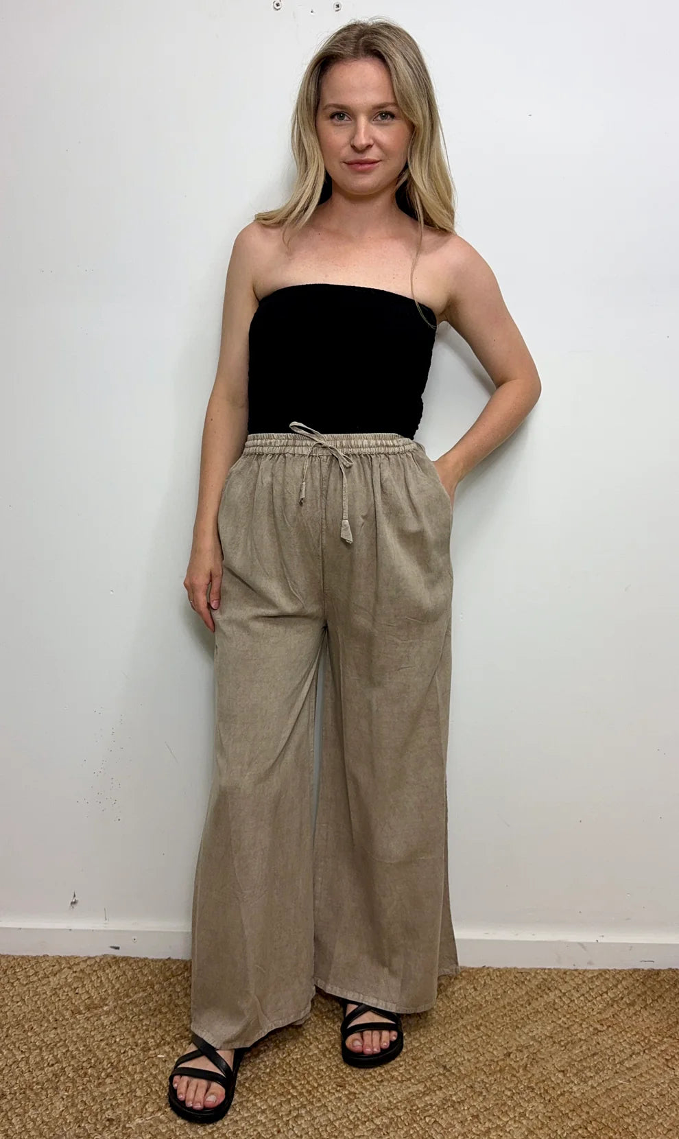 Karma Wide Leg Pants w/ Pocket