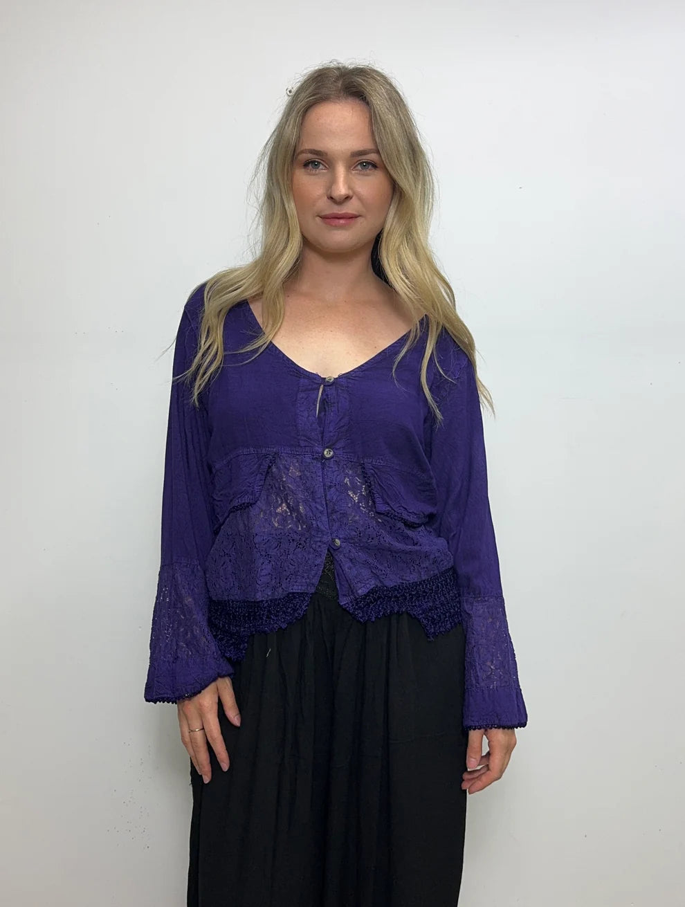 Shana Long Sleeve Stonewash Top