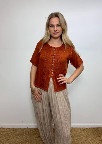 Bohemia Stonewash Top With Sleeves