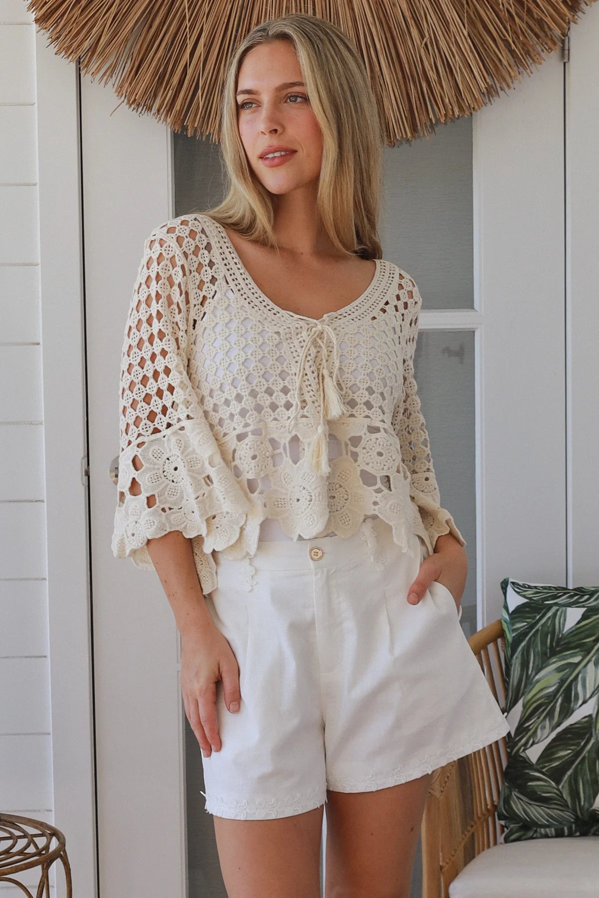 #Crochet Daisy Tie Up Top