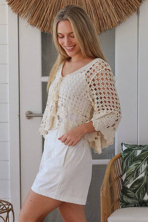 #Crochet Daisy Tie Up Top