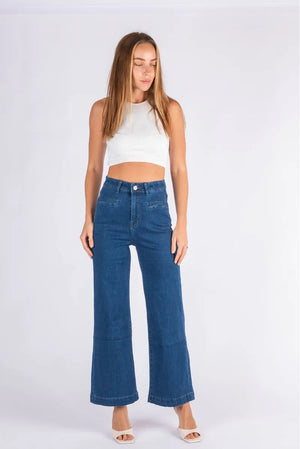 #Slice Pocket Denim Flare Jeans