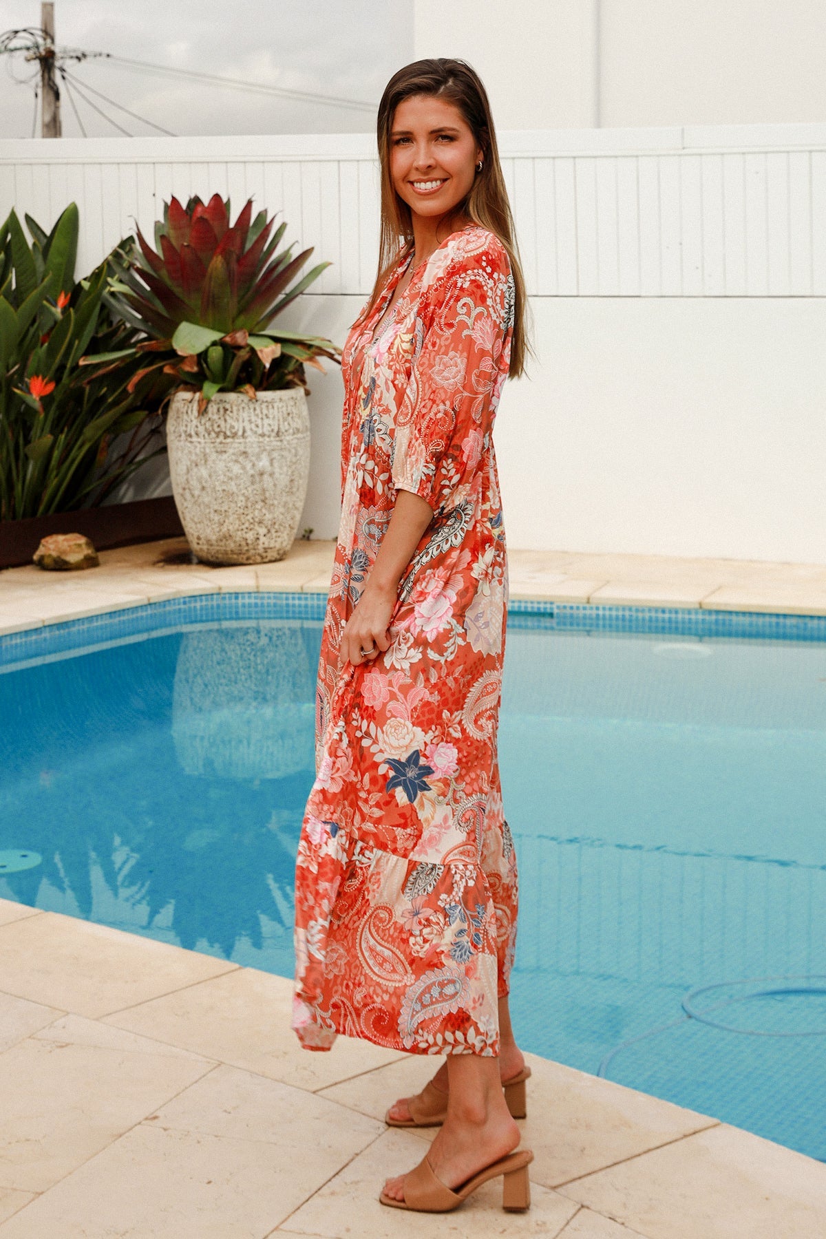 Jaylani 3/4 Sleeve Baby Doll Style Midi Dress