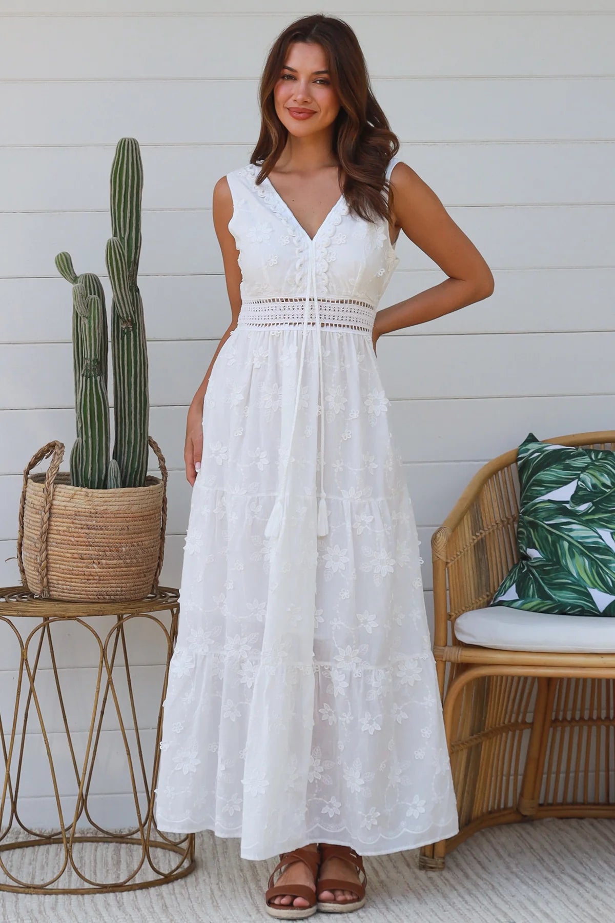 Fauna V-neck Sleeveless Maxi Dress