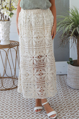 #Daisy Crochet Maxi Skirt