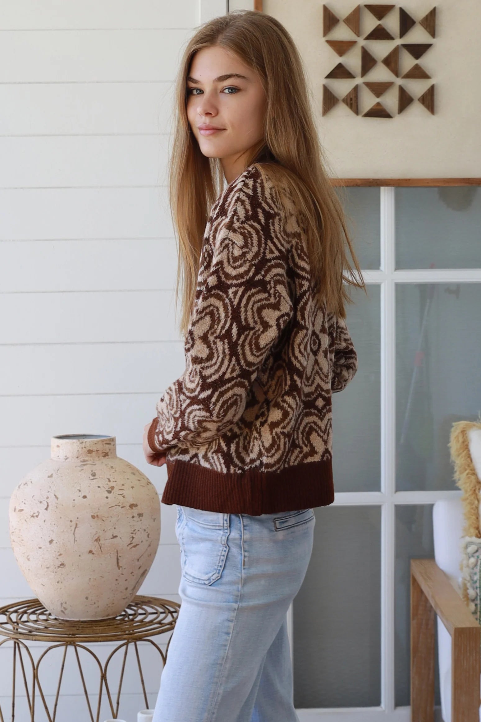 #Retro Daisy Sparkle Round Neck Knit Jumper