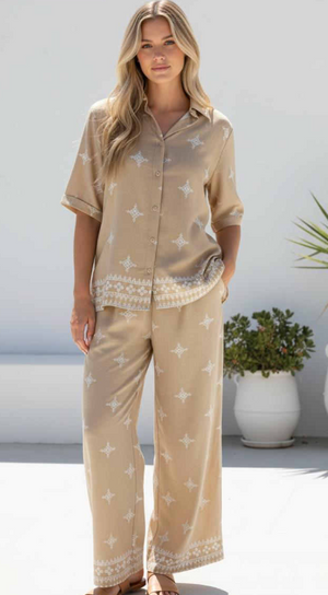 #Lila Shirt & Pants Coordinate Set