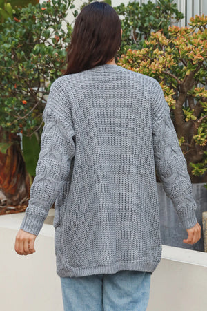 CABLE KNIT CARDIGAN LIGHT GREY