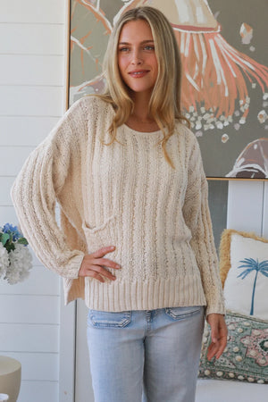 #Round Neck knit Jumper With Front Pocket