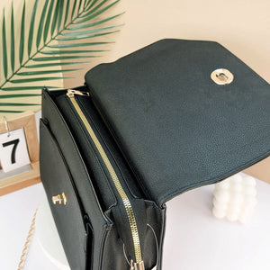 #Large Crossbody Bag With Small Heart Clasp