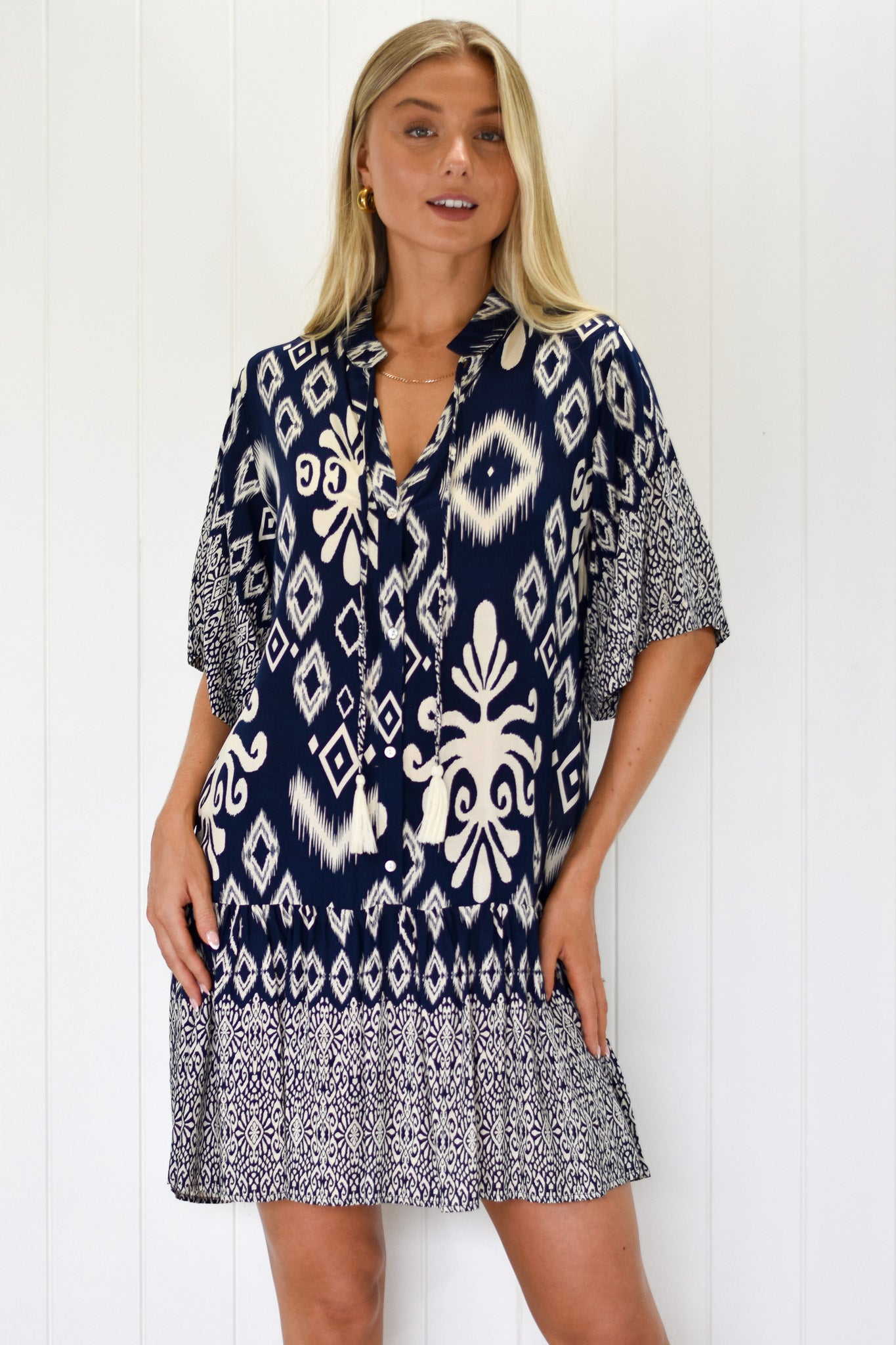 ALINE DRESS WITH FRILL TAHUHLA