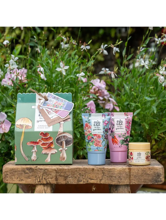 Heathcote & Ivory Soothe & Scrub Hut