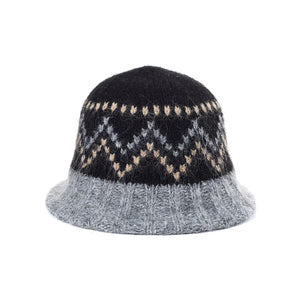 Knitted Bucket Hat With ZigZag Pattern & Elastic