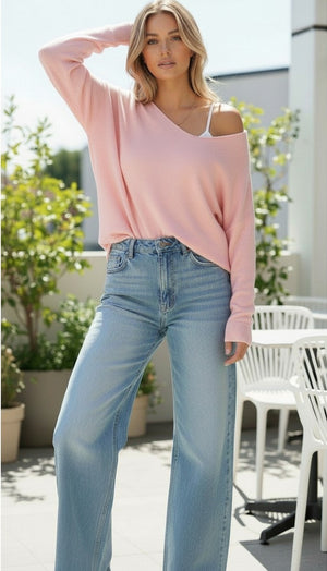 #Ella Lightweight V-Neck Knit Jumper