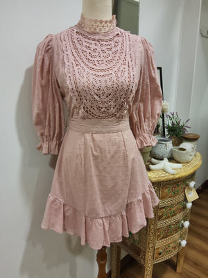 ROSE LACE HIGH COLLAR DRESS